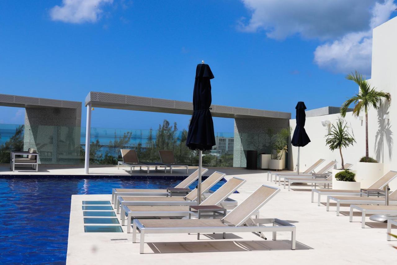 Miranda At Playa Del A Carmen By M&r *